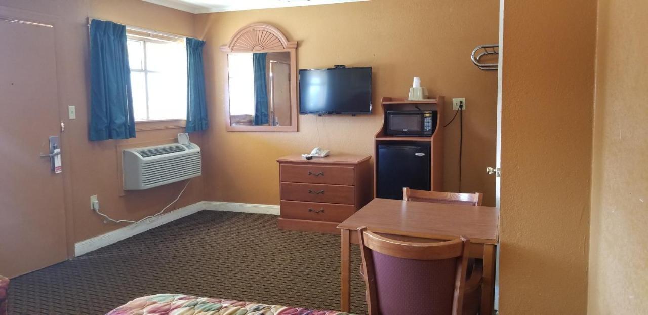 Budget Inn Magnolia 외부 사진